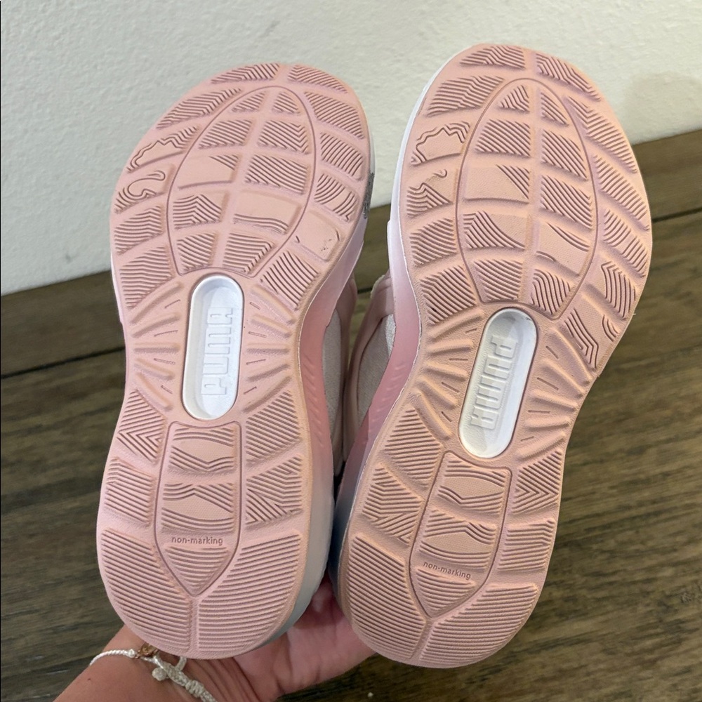 NEW [Puma] Soft Enzo 5 Rose Little Kids Athletic Sneakers Girls Youth Sz 11 - Picture 12 of 12